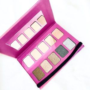 💋10 Glam Highly Pigmented Eye Shadows Palette